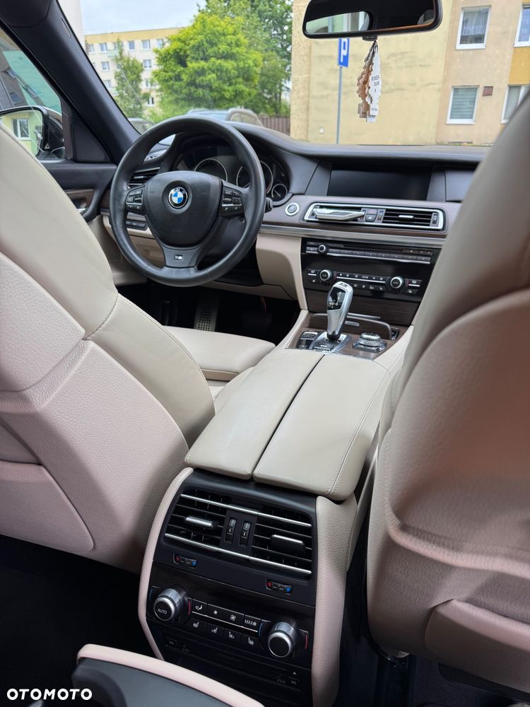 BMW Seria 7 730d - 5