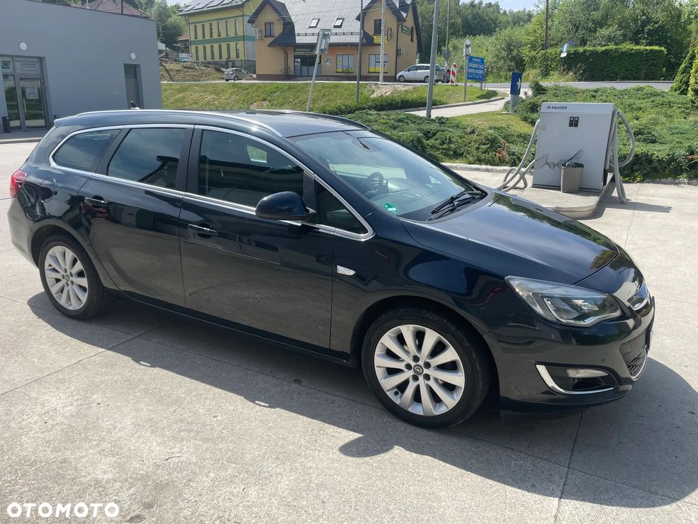 Opel Astra 1.4 Turbo Design Edition - 8