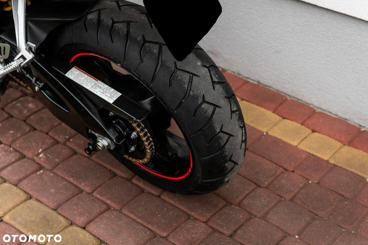 Suzuki GSX-R - 8