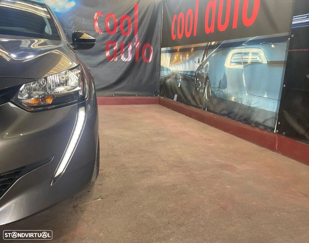 Peugeot 208 1.2 PureTech Active - 20