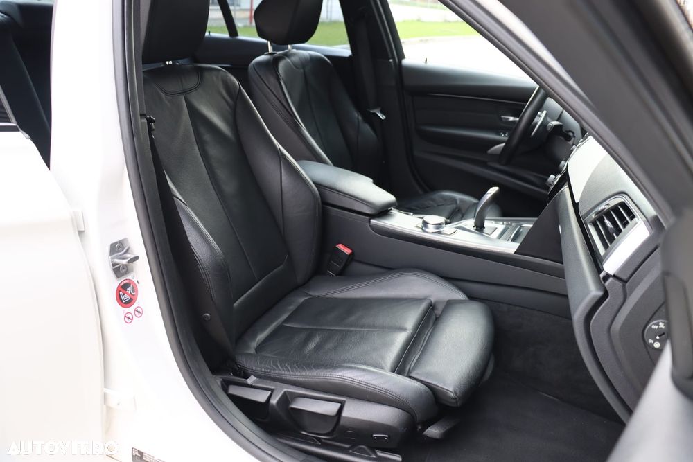 BMW Seria 3 330e iPerformance M Sport - 18