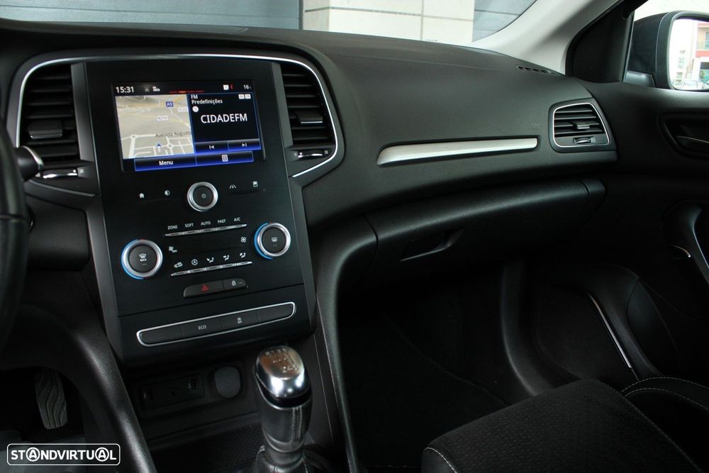 Renault Mégane Sport Tourer 1.5 dCi Intens - 18