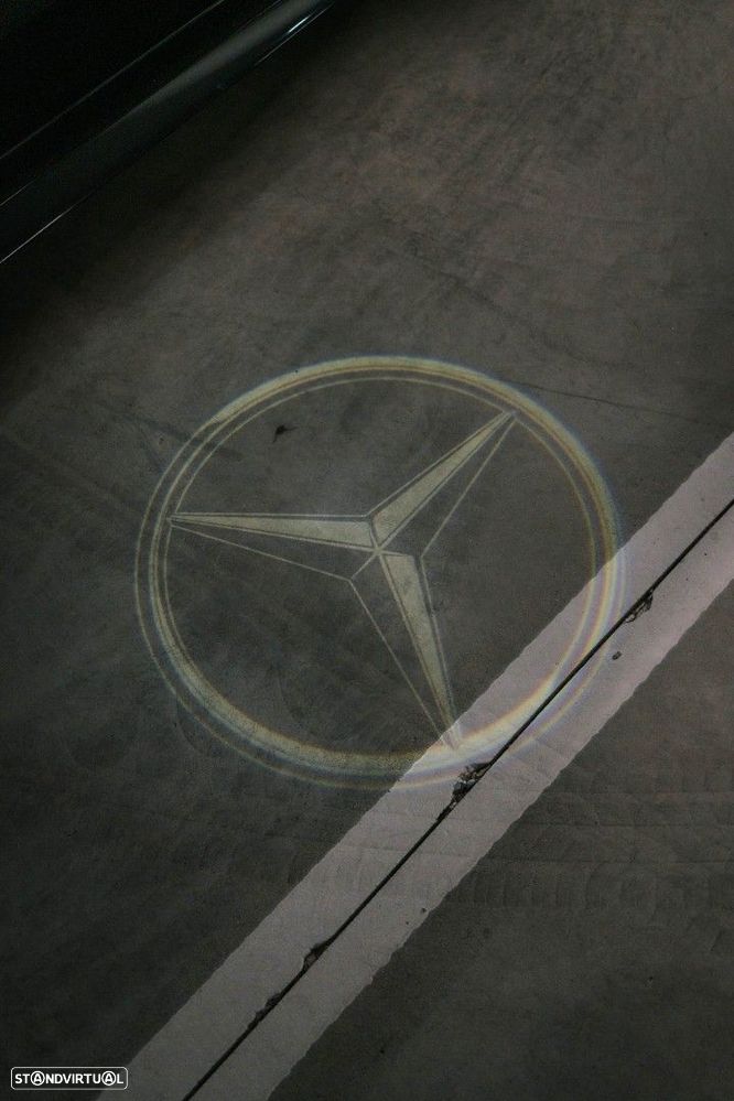 Mercedes-Benz C 300 e AMG Line - 27