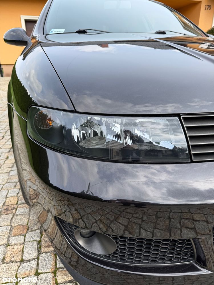Seat Leon 1.8T Cupra R - 13