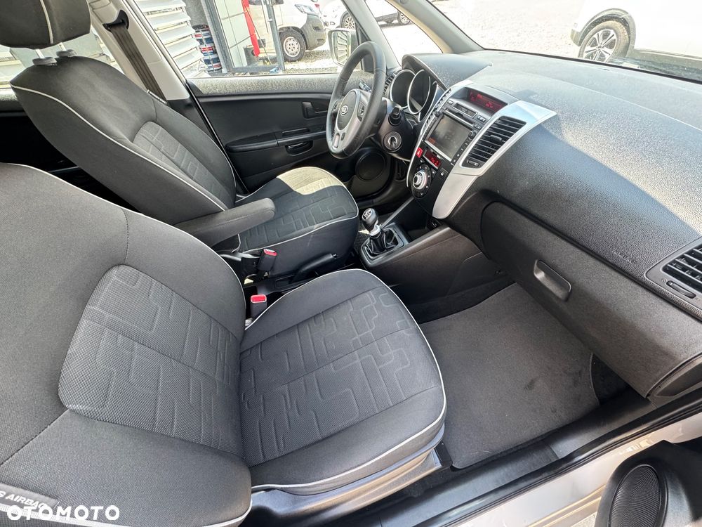Kia Venga 1.4 CRDi 90 Business Line - 16