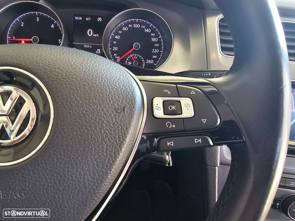 VW Golf 1.6 TDI Trendline - 10