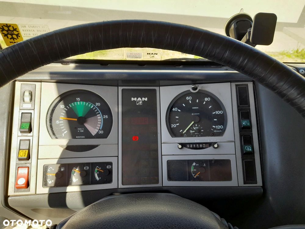 MAN L2000 - 12