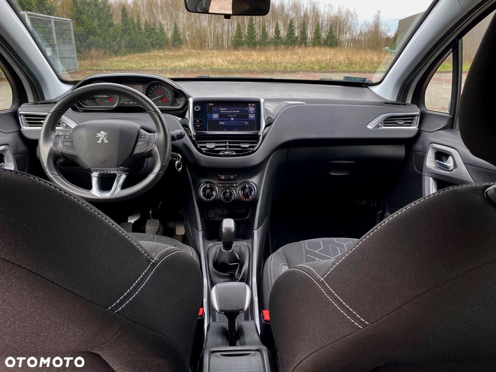 Peugeot 2008 1.2 Pure Tech Active - 30