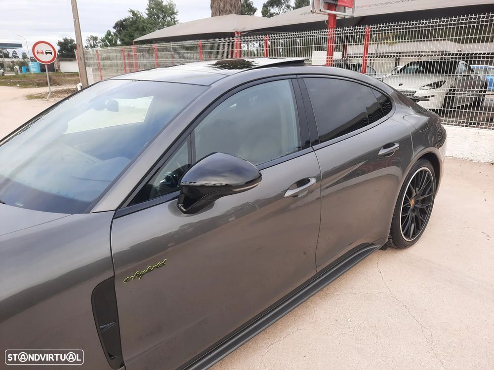 Porsche Panamera 4 E-Hybrid - 9