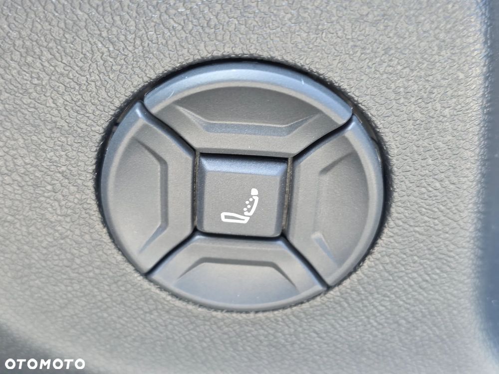 Volkswagen T-Roc 1.5 eTSI Style DSG - 32