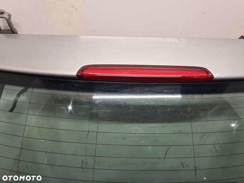 AUDI A3  8P  5D TYLNA KLAPA BAGAŻNIKA - 4