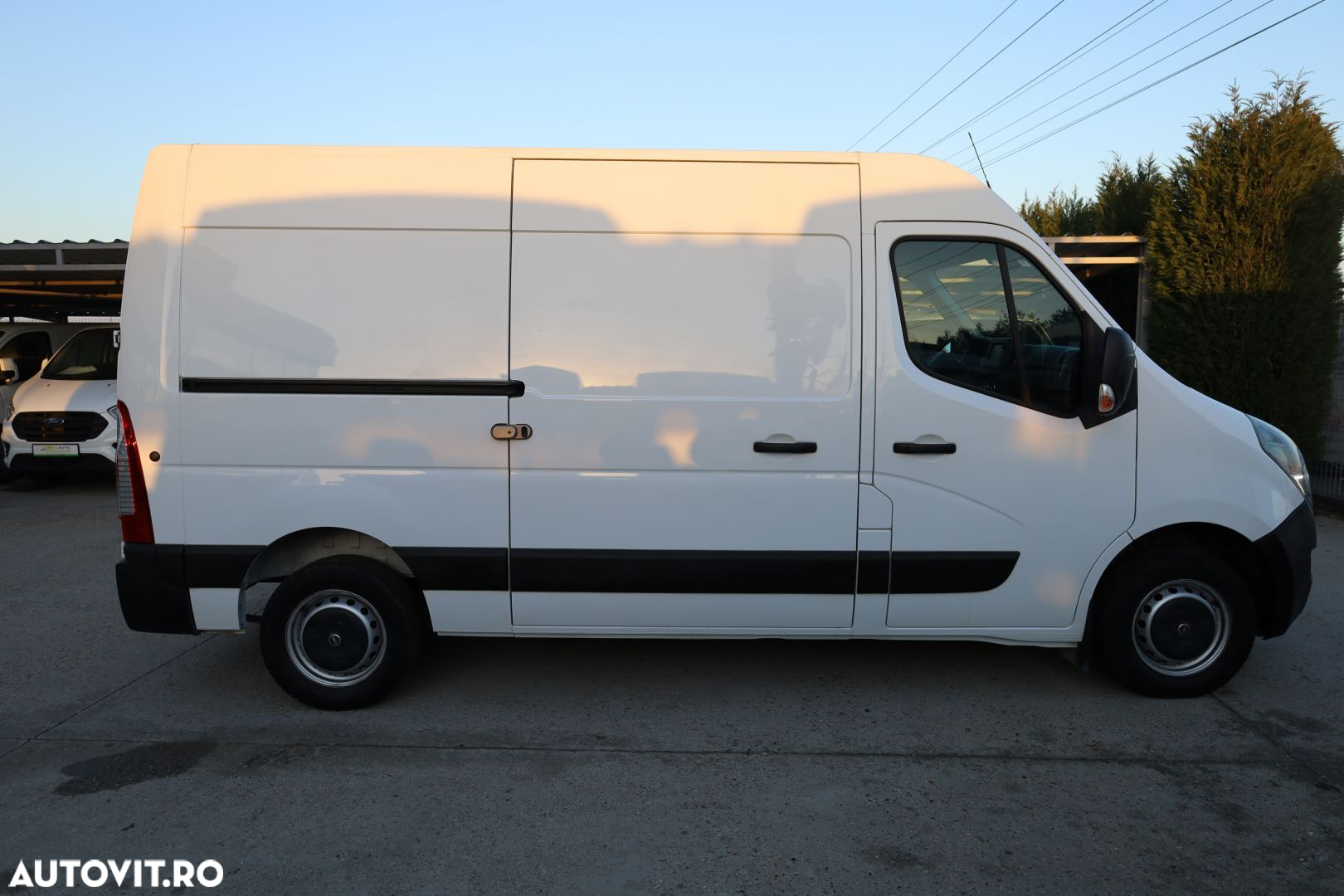Opel Movano - 8