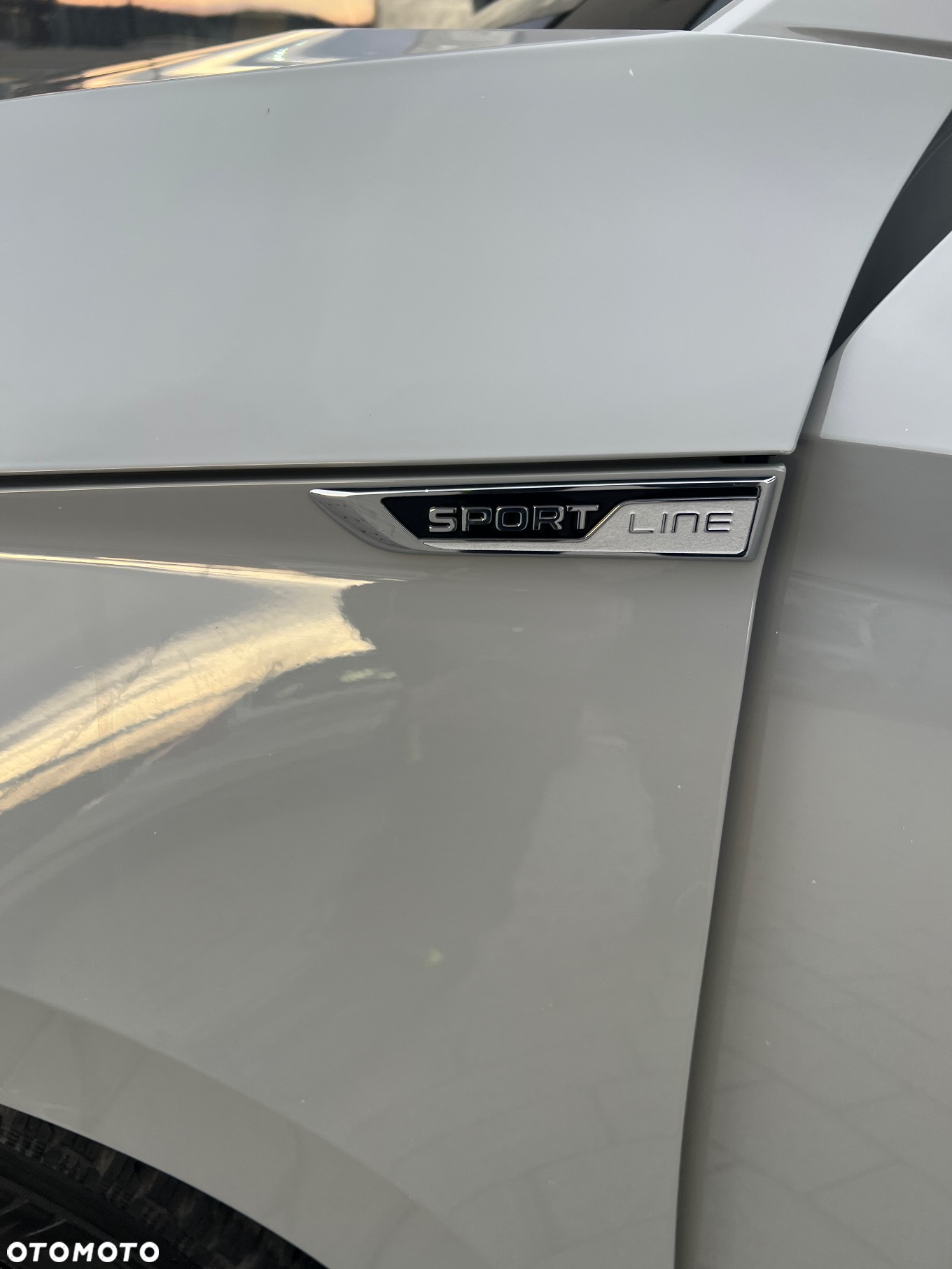 Skoda Superb 2.0 TDI DSG SportLine - 23