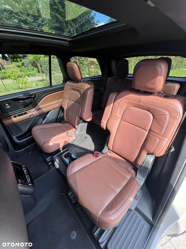 Lincoln Aviator - 27