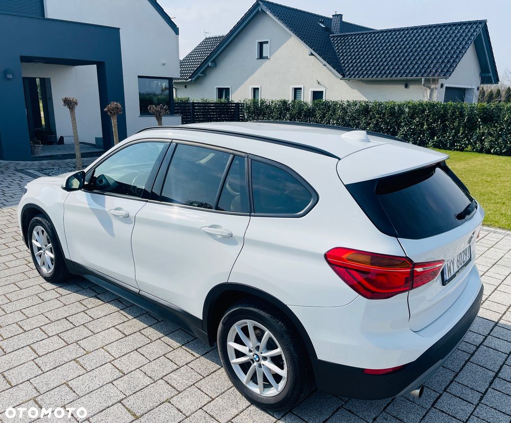 BMW X1 xDrive18d - 3