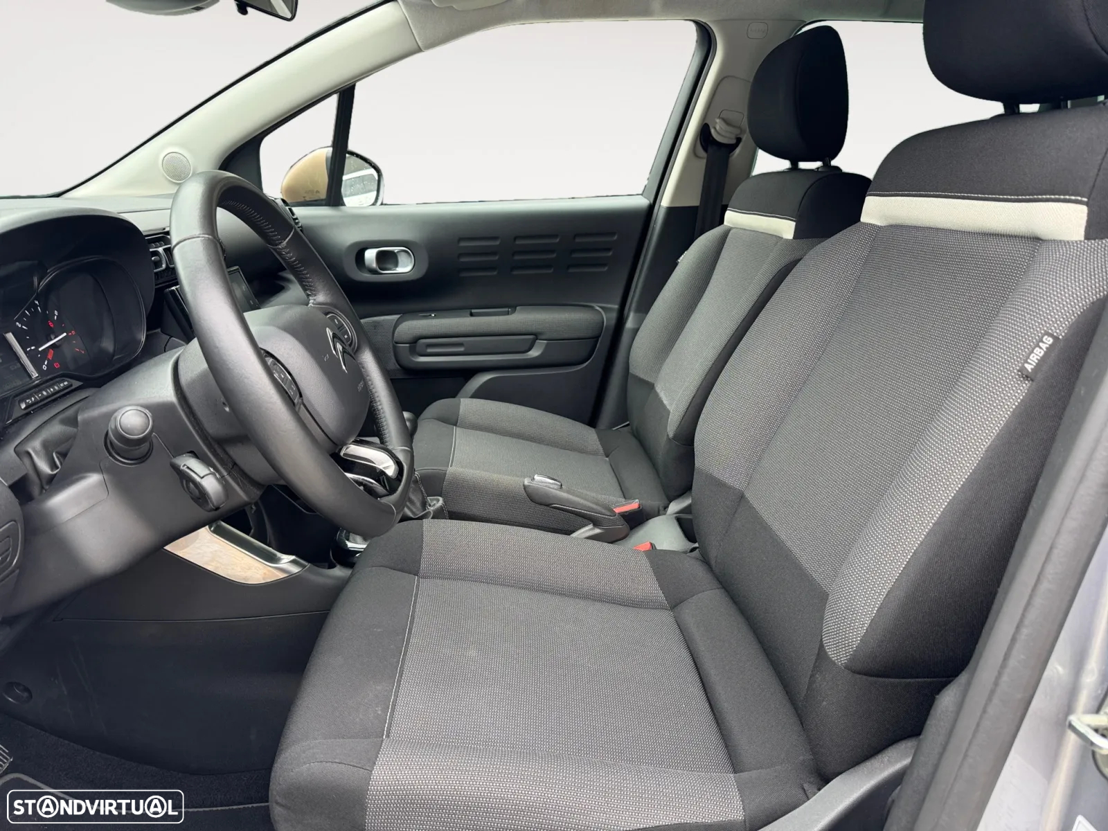 Citroën C3 1.2 PureTech C-Series - 10