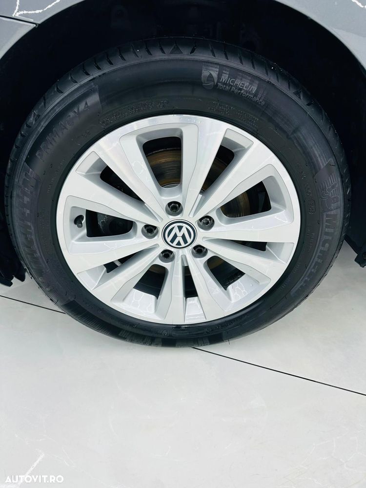 Volkswagen Golf 1.6 TDI (BlueMotion Technology) Trendline - 10