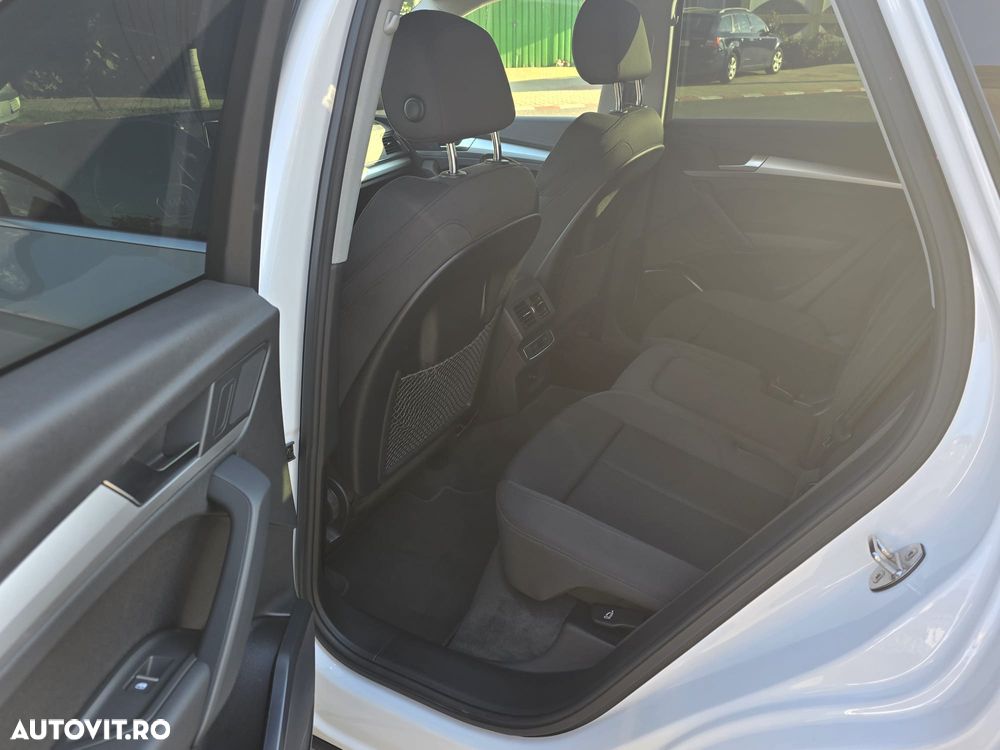 Audi Q5 50 TFSI e quattro S tronic sport - 9