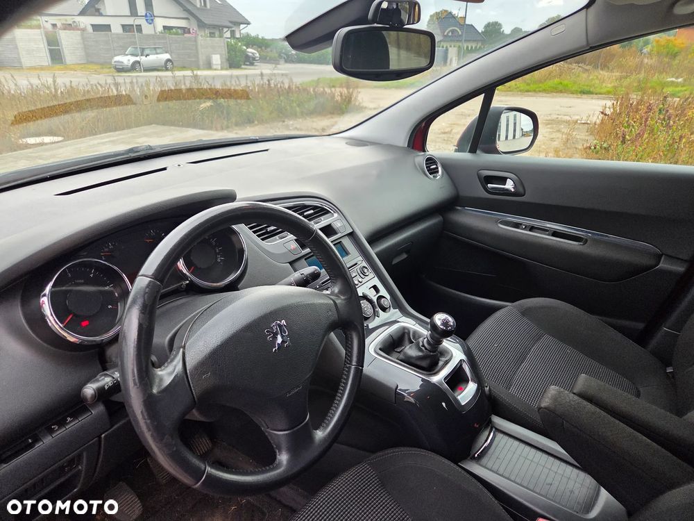 Peugeot 5008 - 21