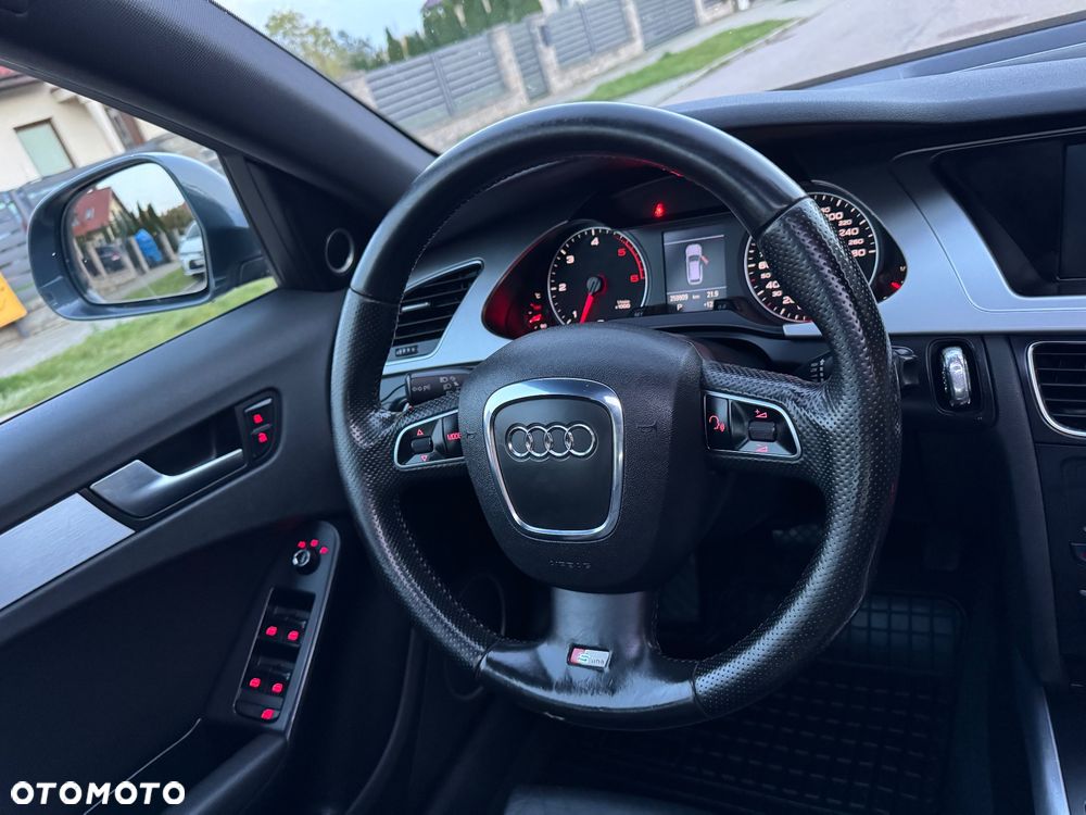 Audi A4 Avant - 31