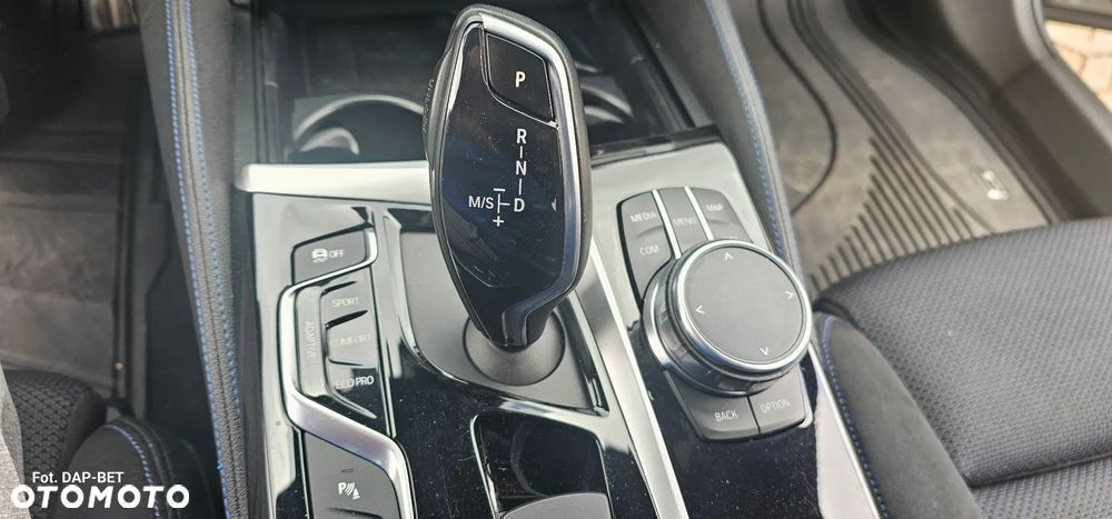 BMW Seria 5 530i xDrive M Sport sport - 19