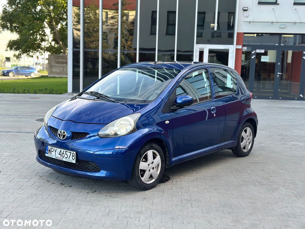 Toyota Aygo - 1