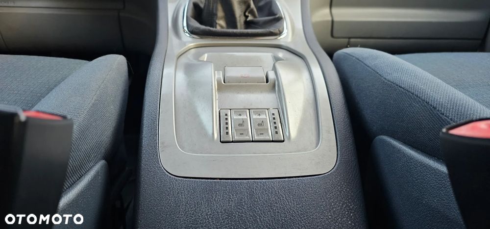 Ford Galaxy 2.0 TDCi Ghia - 14