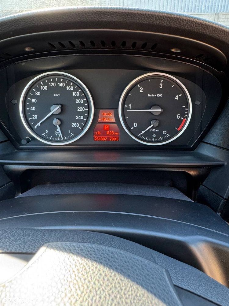 BMW Seria 5 - 12