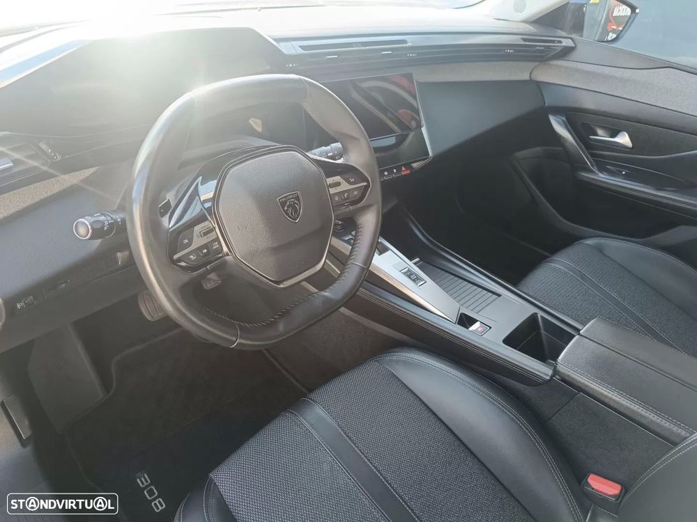 Peugeot 308 SW 1.2 PureTech Allure Pack EAT8 - 33