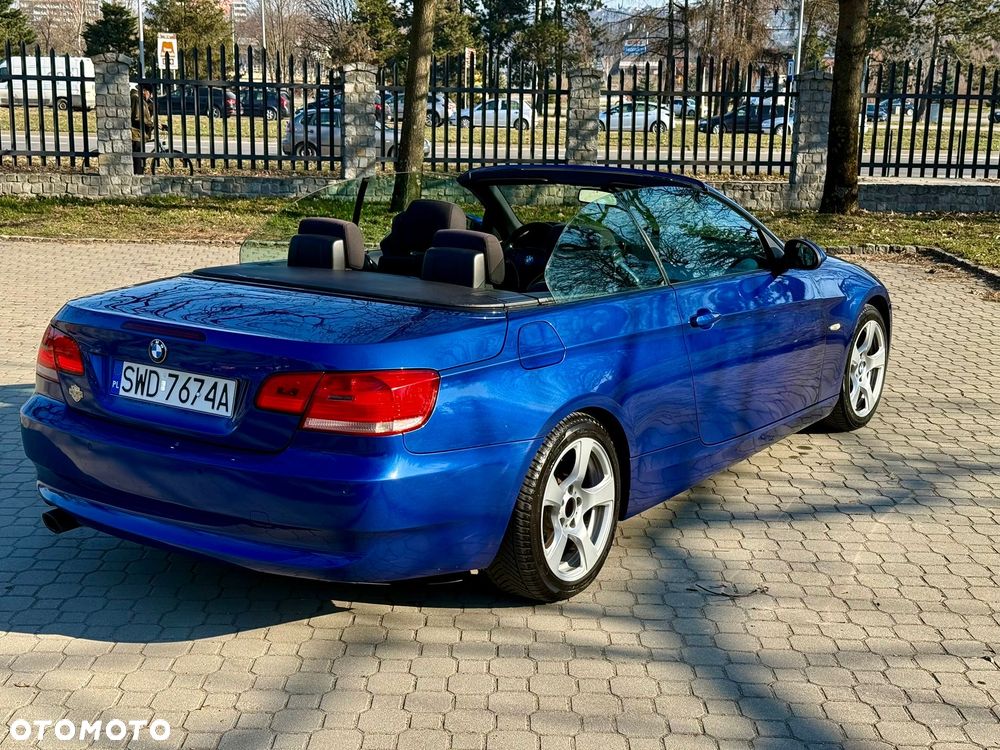 BMW Seria 3 320i - 4