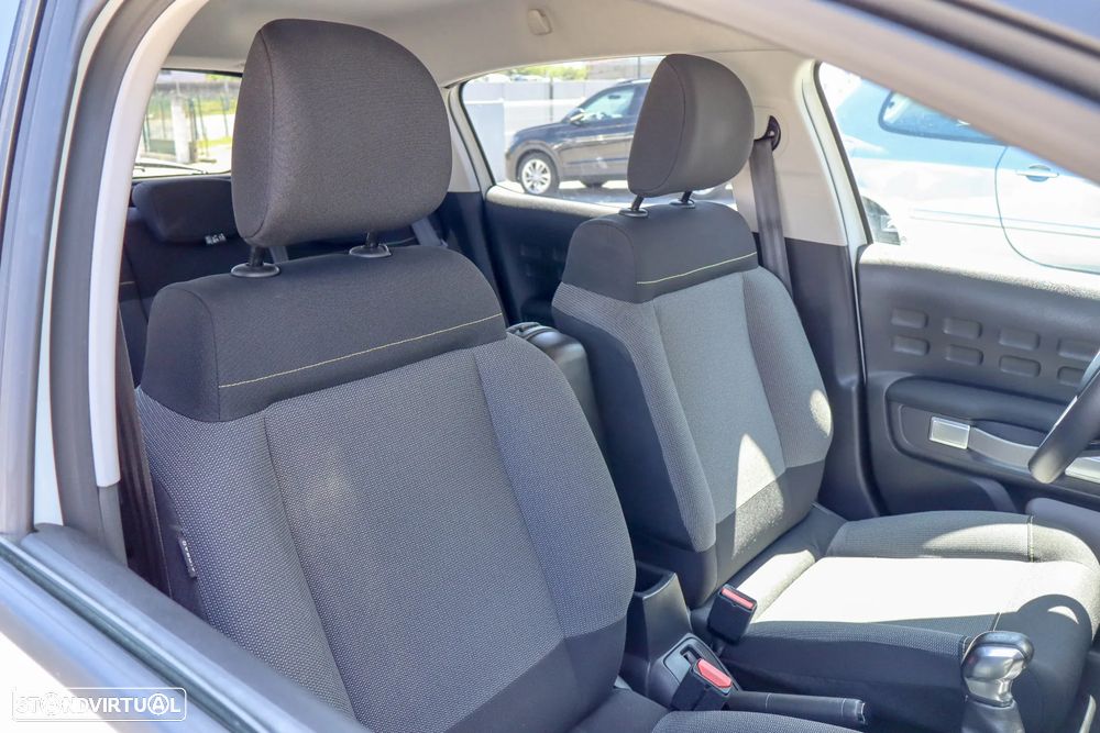 Citroën C3 1.2 PureTech Shine - 17