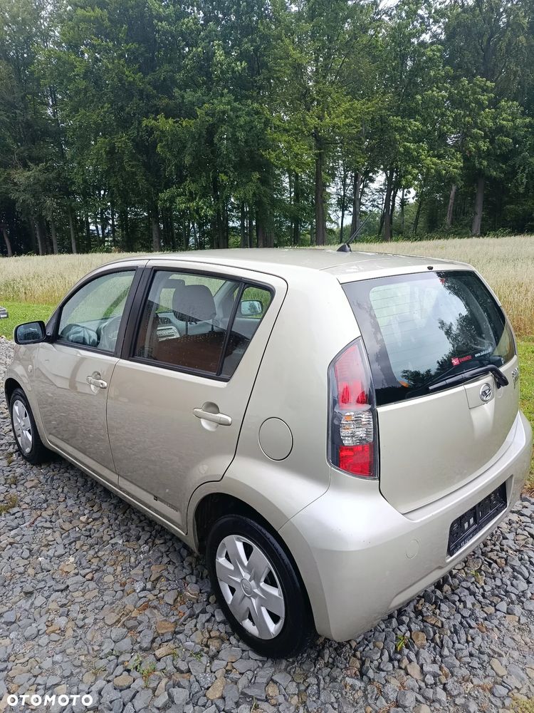 Daihatsu Sirion 1.3 ECO 4WD - 2