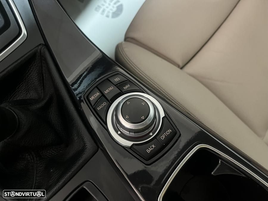 BMW 520 d Line Luxury - 22