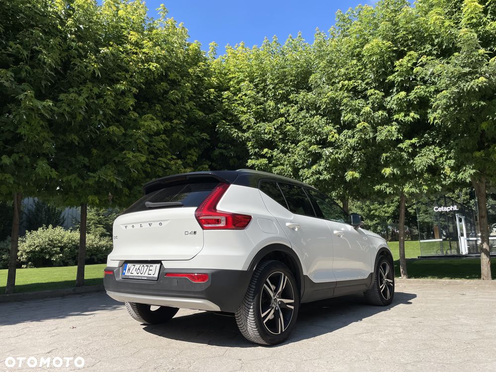 Volvo XC 40 D4 AWD Momentum Pro - 7