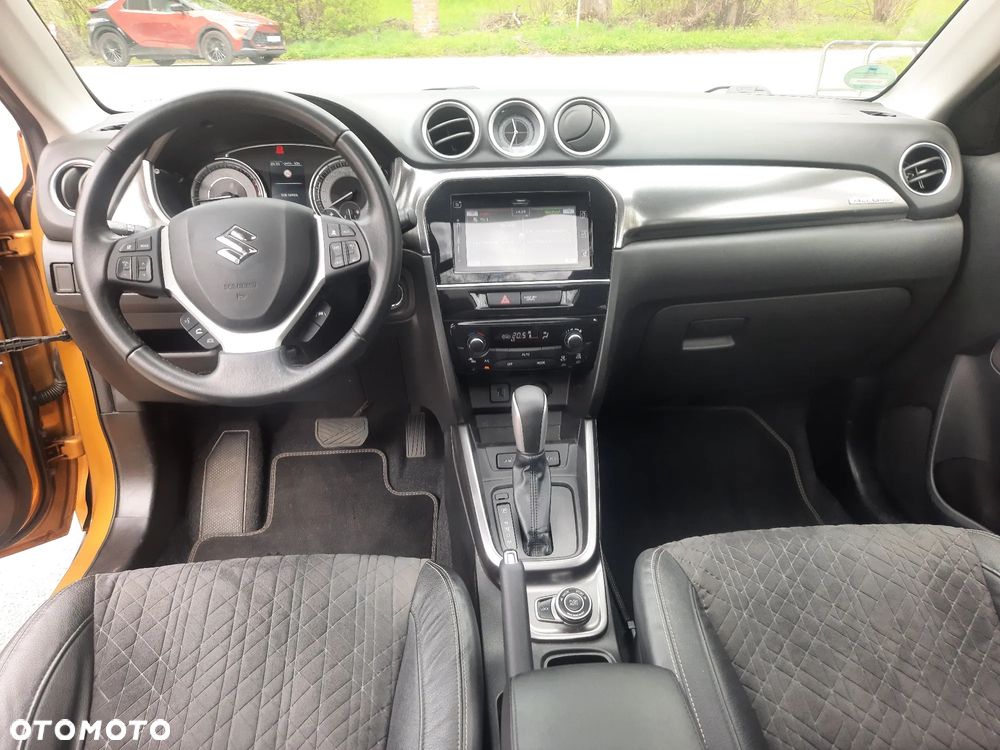 Suzuki Vitara 1.4 Boosterjet Premium 4WD - 11