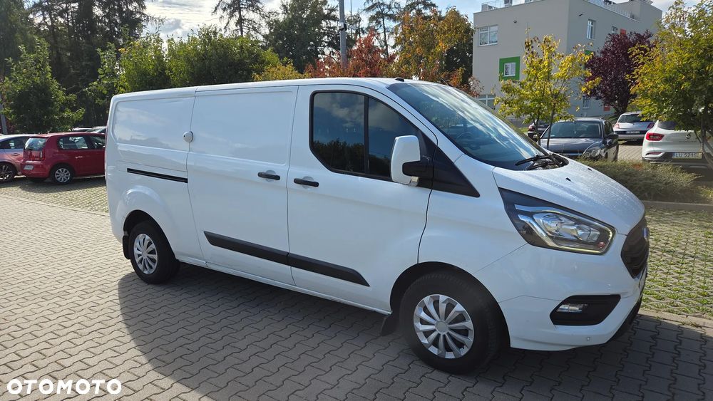 Ford TRANSIT CUSTOM - 2
