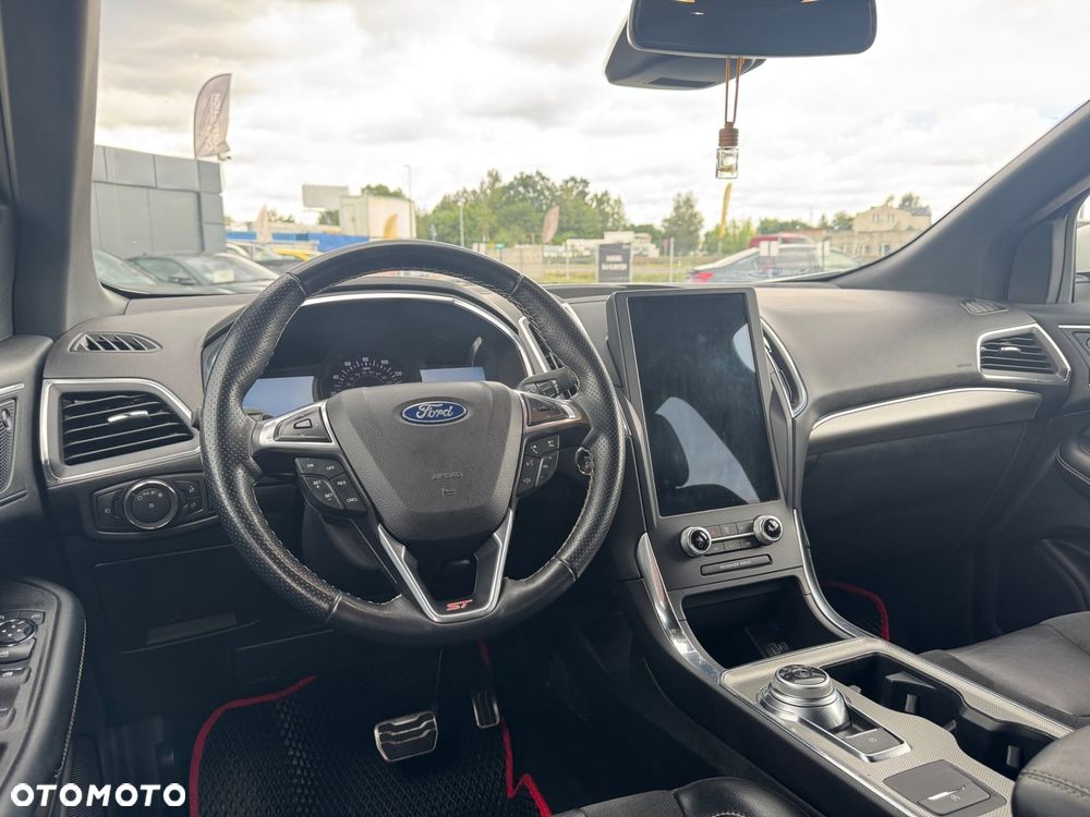 Ford Edge - 16
