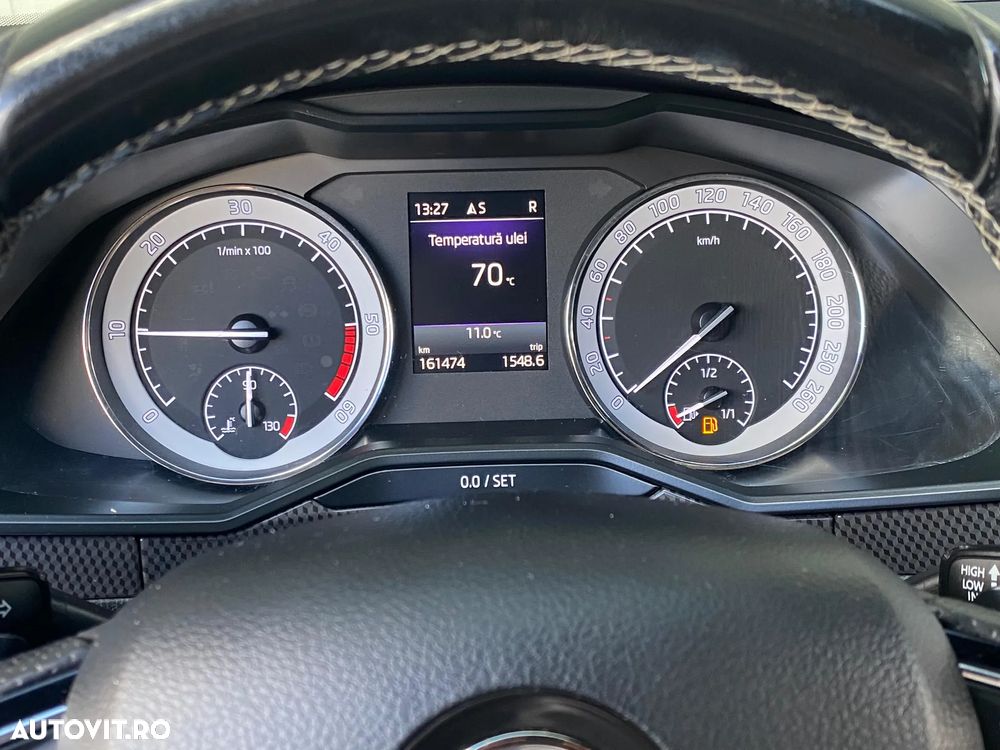 Skoda Superb 2.0 TDI DSG SportLine - 7