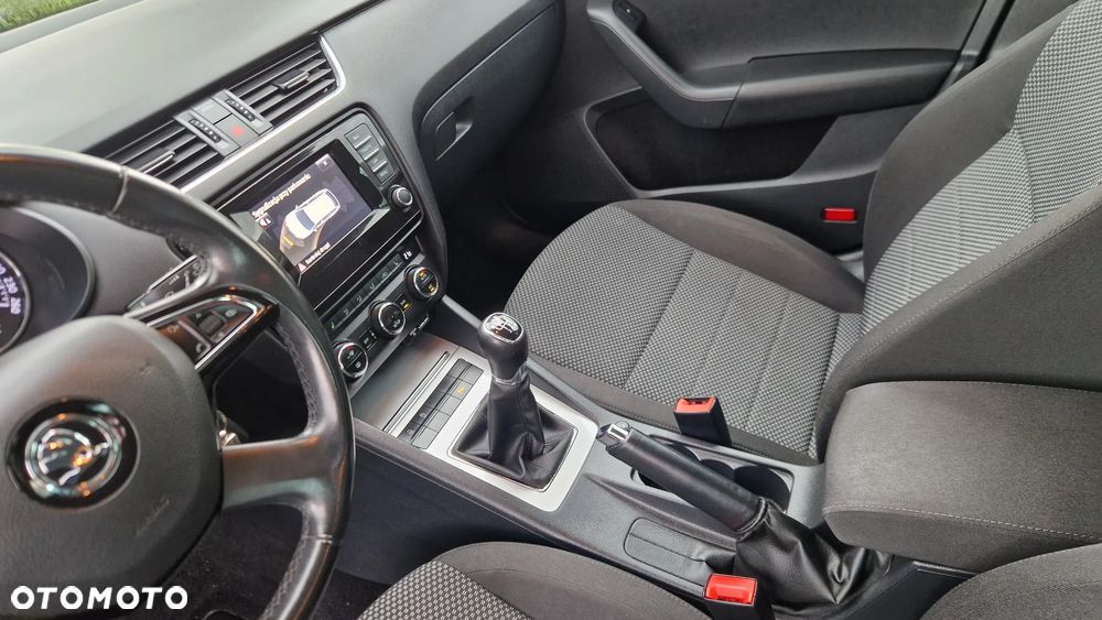 Skoda Octavia 1.8 TSI Ambition - 29