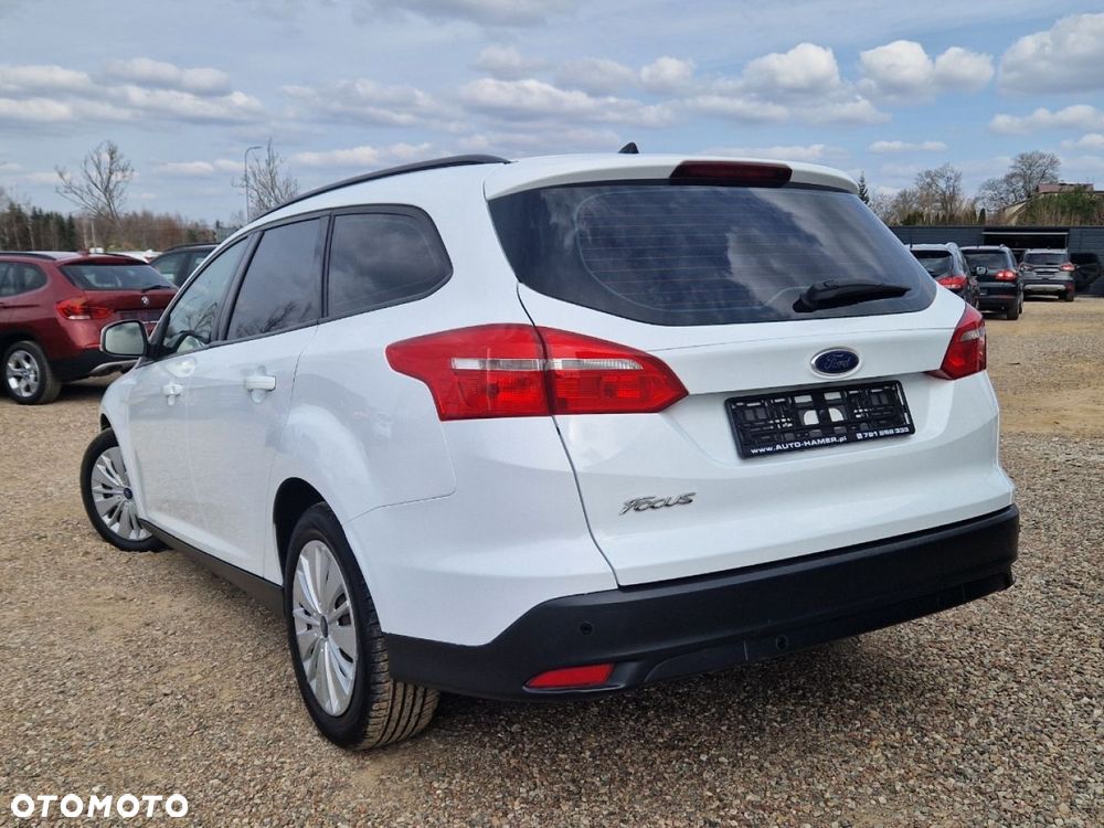 Ford Focus 1.6 TI-VCT Champions Edition - 3