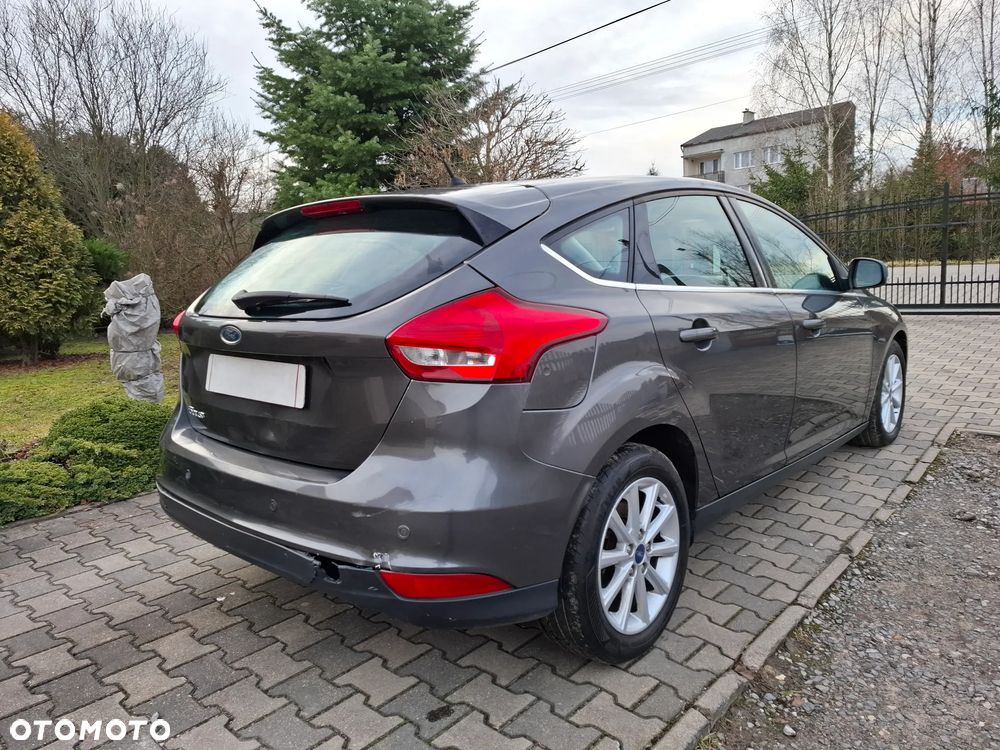 Ford Focus 1.5 EcoBlue STart-Stopp-System TITANIUM - 11