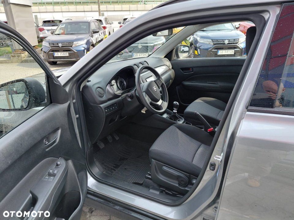 Suzuki Vitara - 8