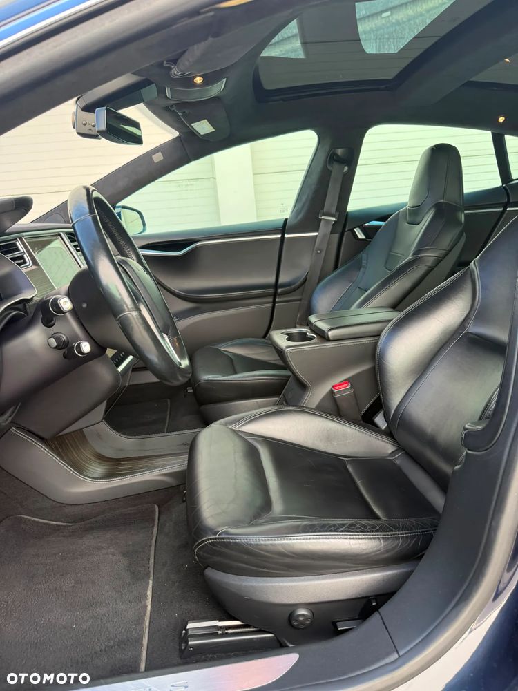 Tesla Model S Performance - 14