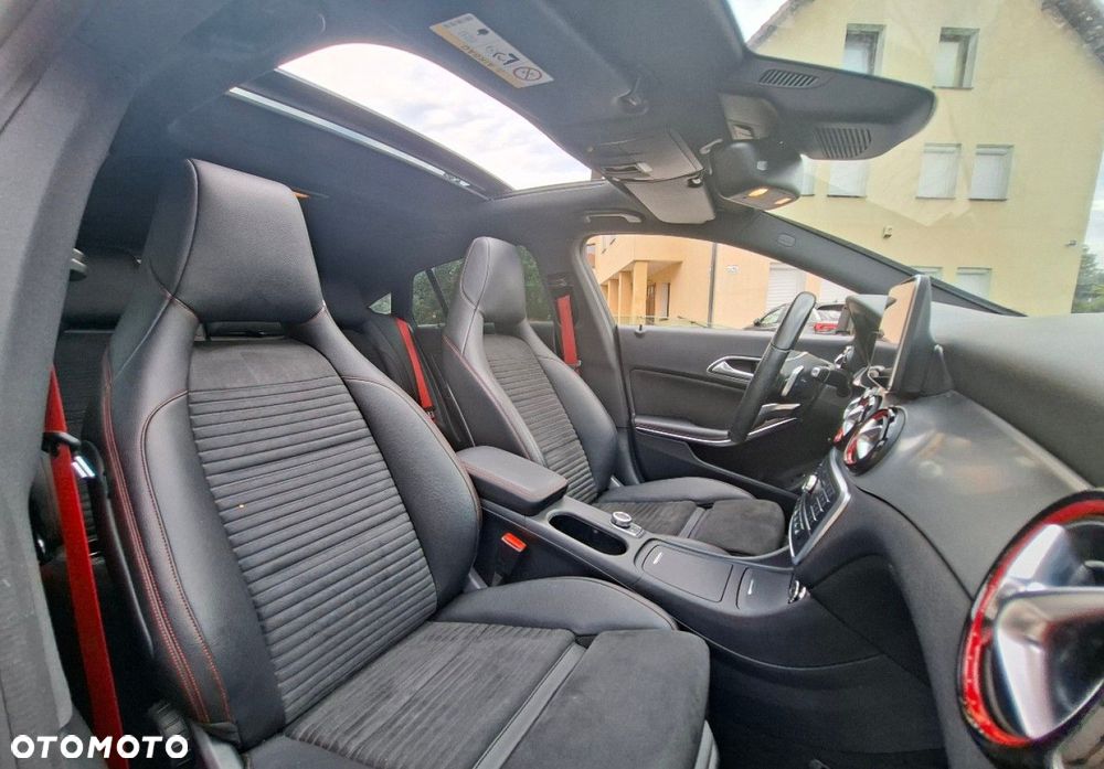 Mercedes-Benz CLA - 20
