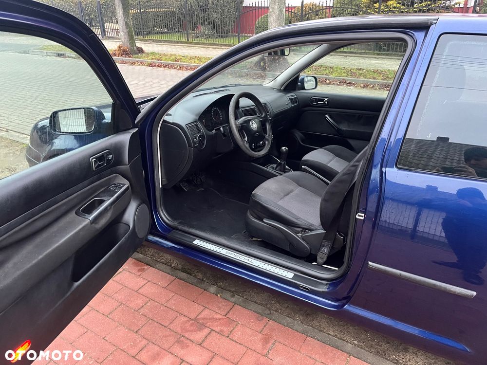 Volkswagen Golf 1.9 TDI Comfortline - 28