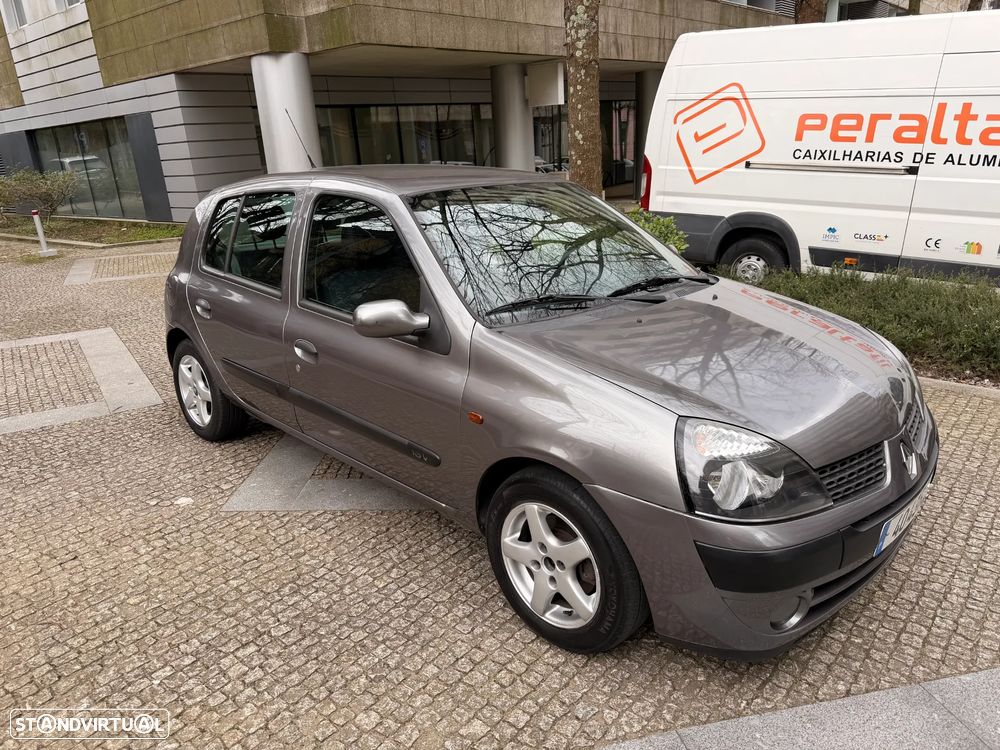 Renault Clio 1.2 16V Extreme - 8