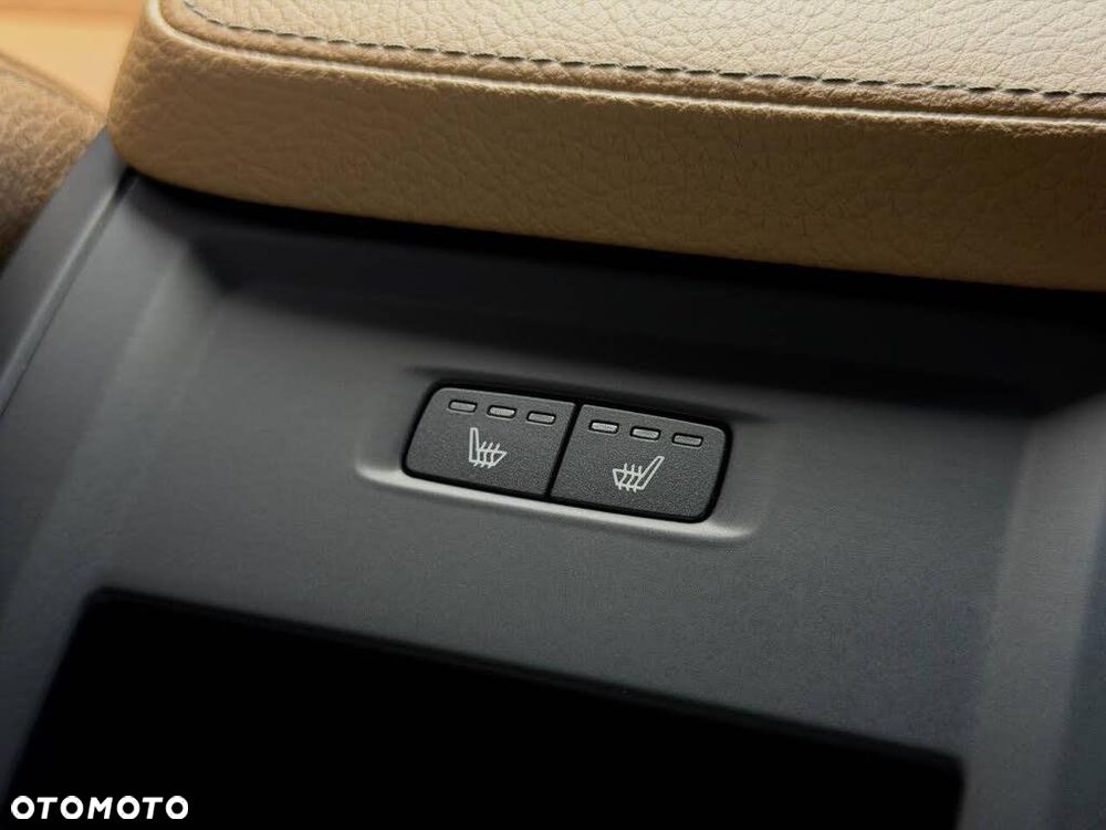 Volvo S90 T6 AWD Momentum - 13