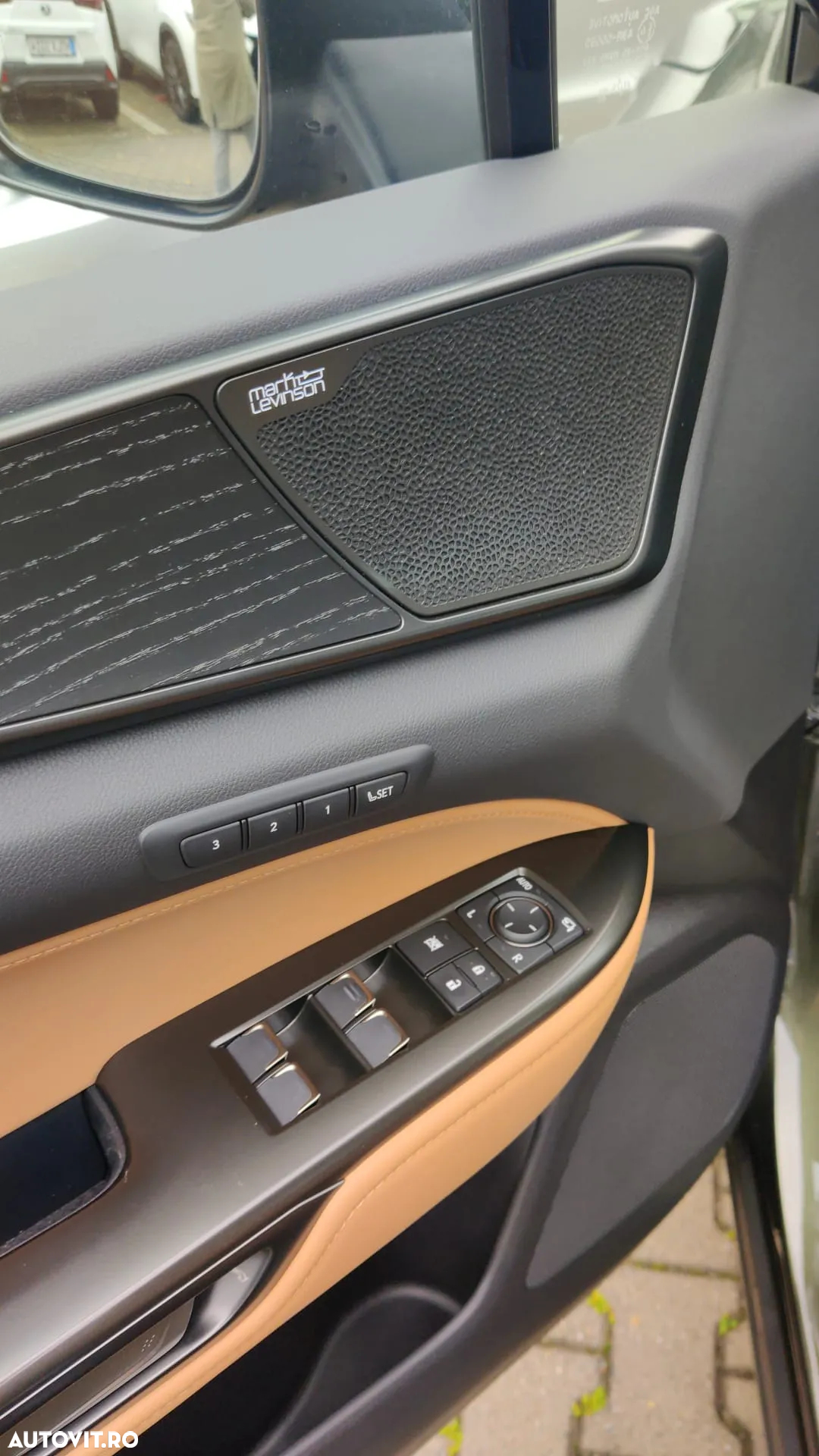 Lexus Seria NX 350h AWD CVT HEV Luxury - 17