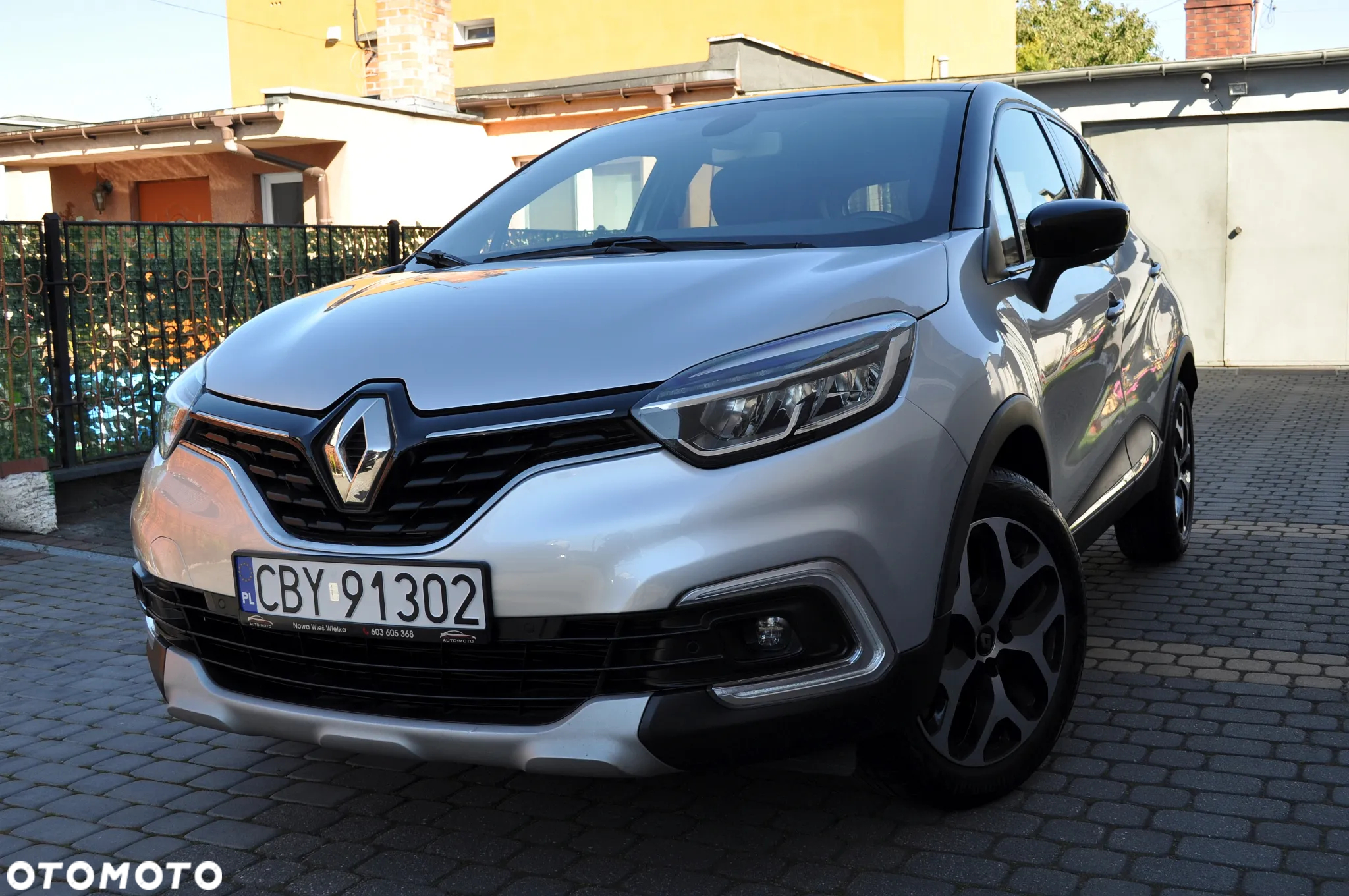 Renault Captur (ENERGY) TCe 90 INTENS - 2