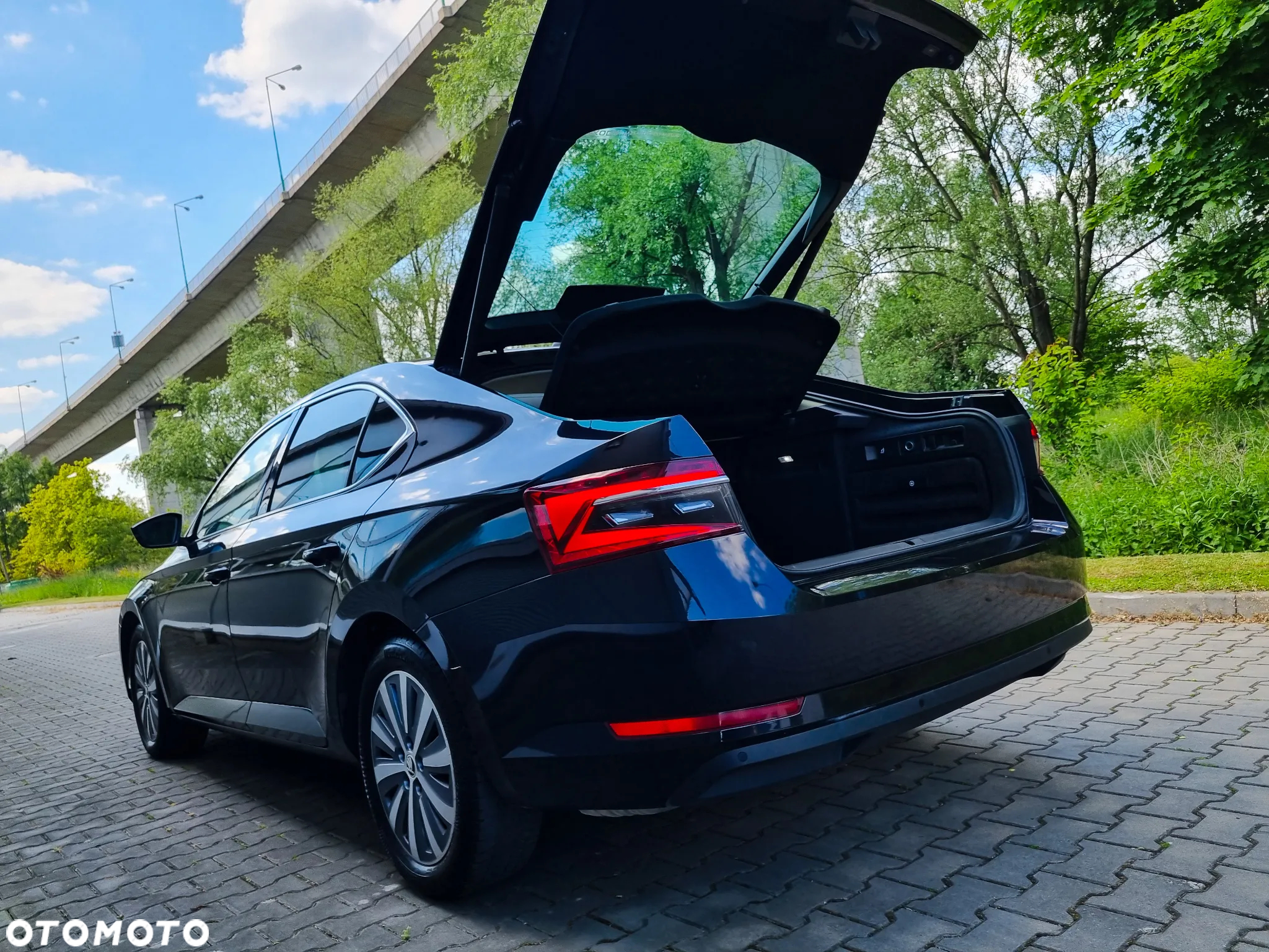Skoda Superb 1.5 TSI Style DSG - 31